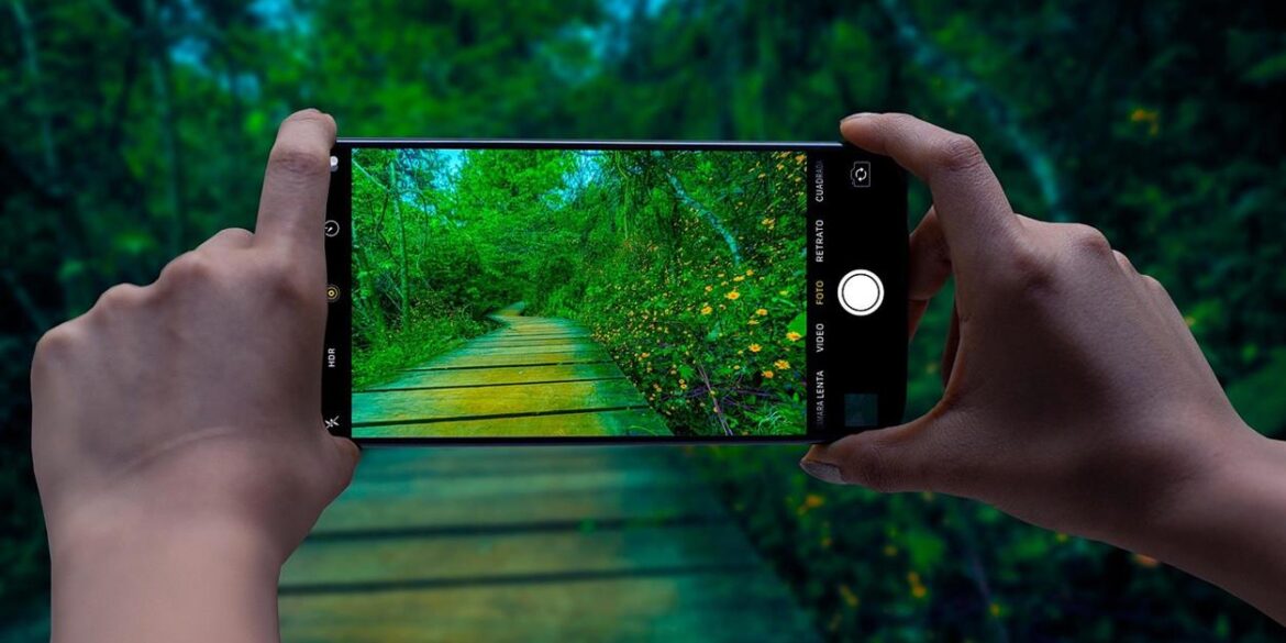These days, photos aren’t just memories—they’re content, branding, and credibility. Whether you’re building a business, growing a social media page, or simply capturing life moments you’ll actually want to look back on, one thing is true: better photos get better results. That’s exactly where Samsung Photography Academy comes in. It’s a mobile photography course designed specifically for Samsung users, helping beginners and creators learn how to take sharp, scroll-stopping images using the camera they already own.